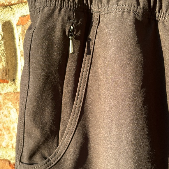 Patagonia Women’s Fleetwith Skort Size Large - Picture 7 of 16